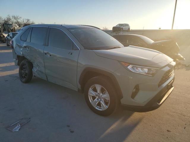 2020 Toyota Rav4 XLE