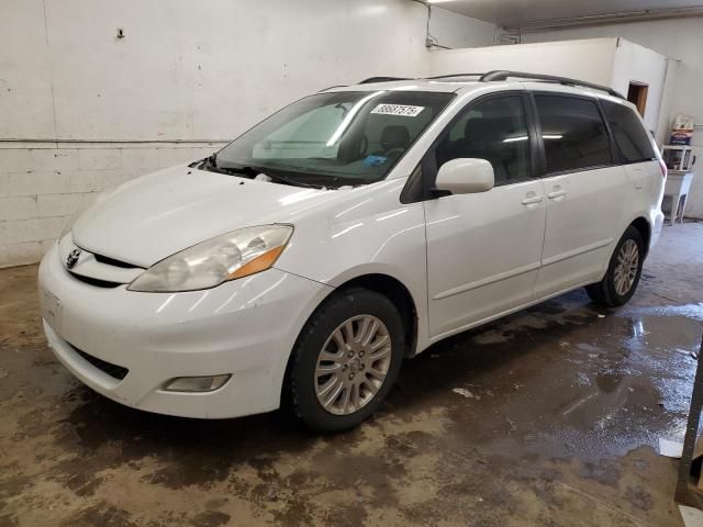 2006 Toyota Sienna XLE