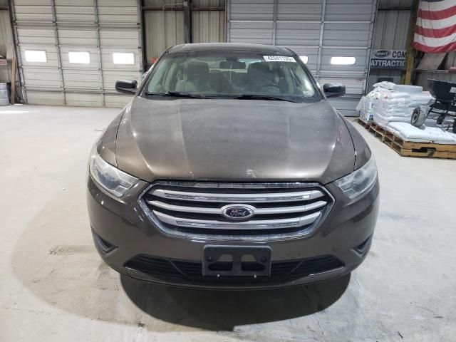 2015 Ford Taurus SE