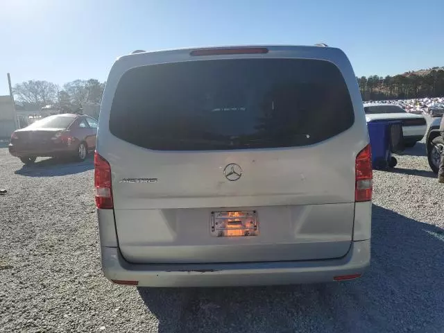 2016 Mercedes-Benz Metris