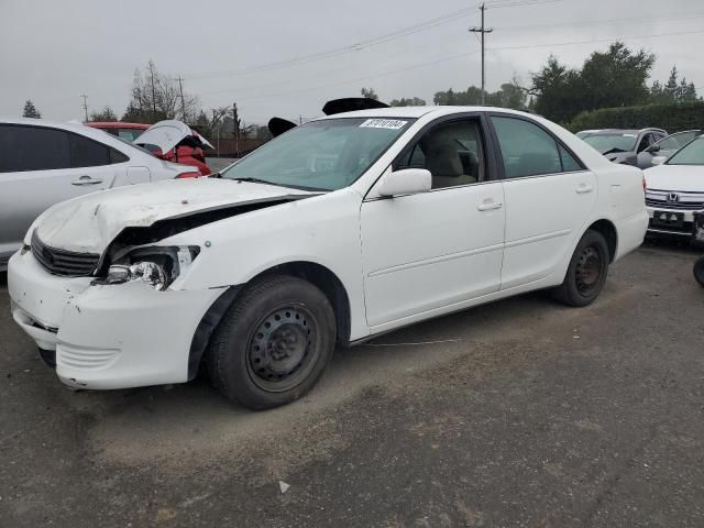 2005 Toyota Camry LE