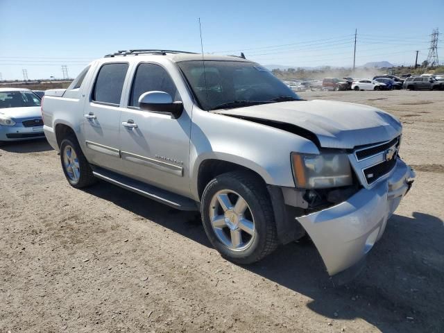 2011 Chevrolet Avalanche LT