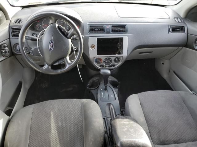 2005 Ford Focus ZX5