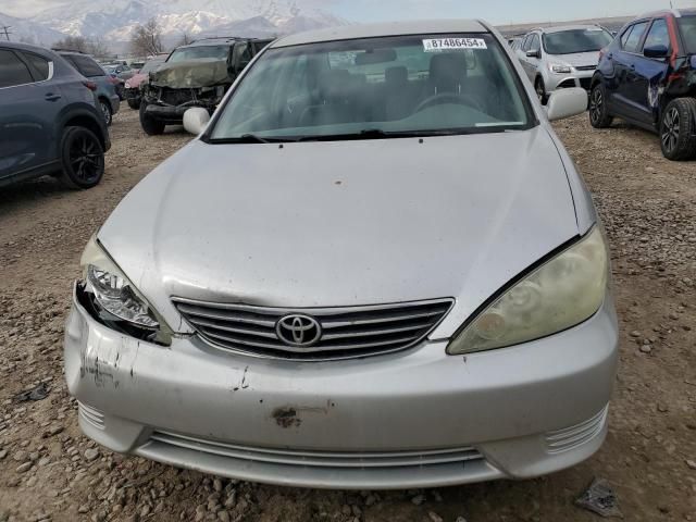 2005 Toyota Camry LE