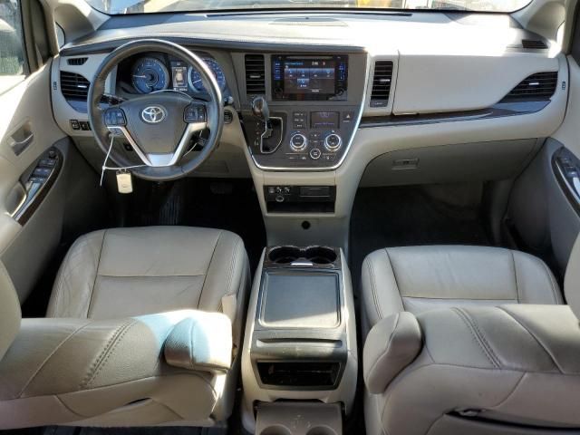 2015 Toyota Sienna XLE