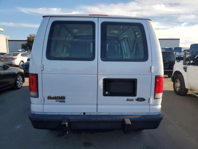 2014 Ford Econoline E250 Van