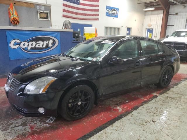 2005 Nissan Maxima SE