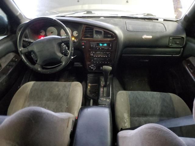 2001 Nissan Pathfinder LE