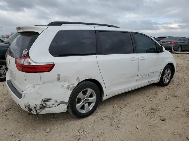 2015 Toyota Sienna LE