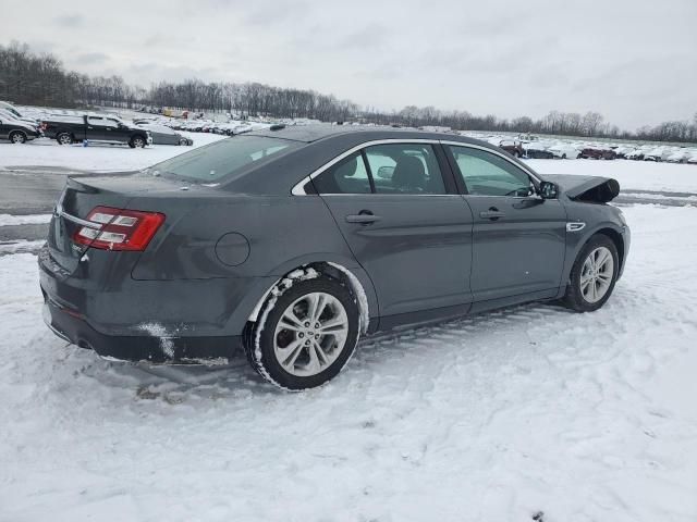 2018 Ford Taurus SEL