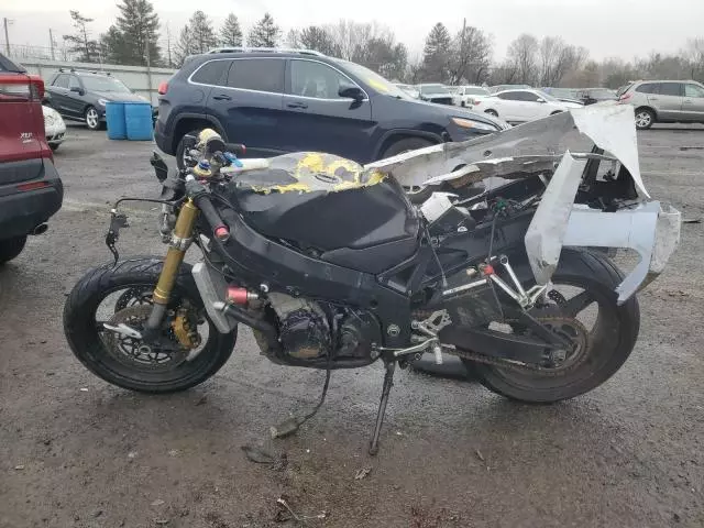 2004 Suzuki GSX-R600 K