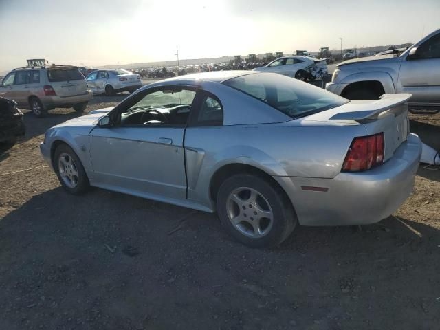 2004 Ford Mustang