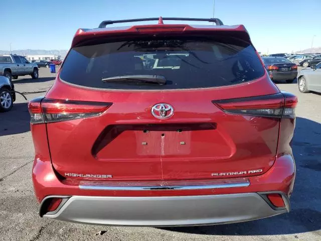 2022 Toyota Highlander Platinum