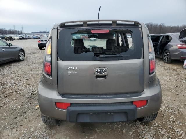 2010 KIA Soul +