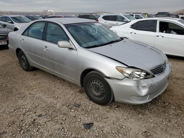 2005 Toyota Camry LE