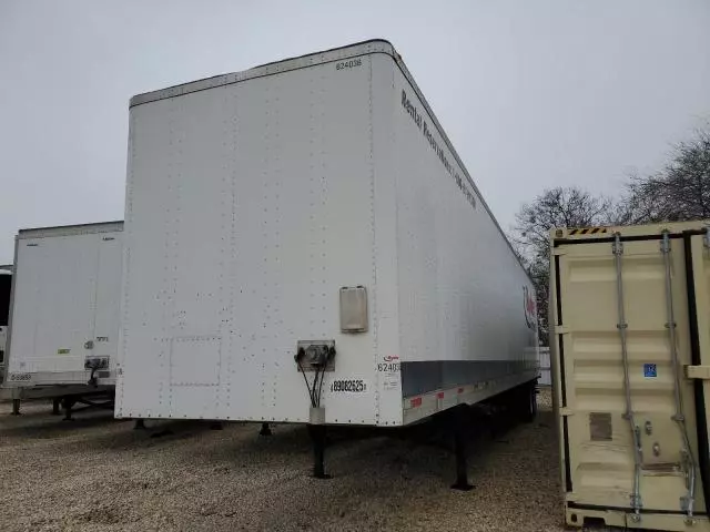 2011 Utility Semi Trailer