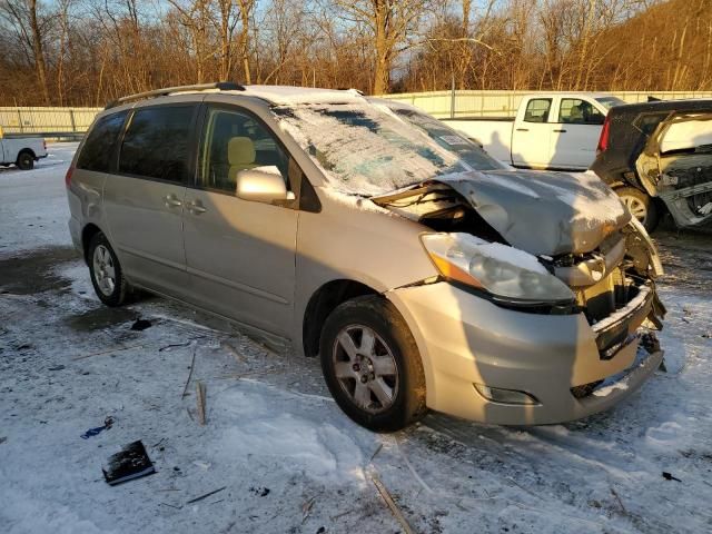 2006 Toyota Sienna XLE