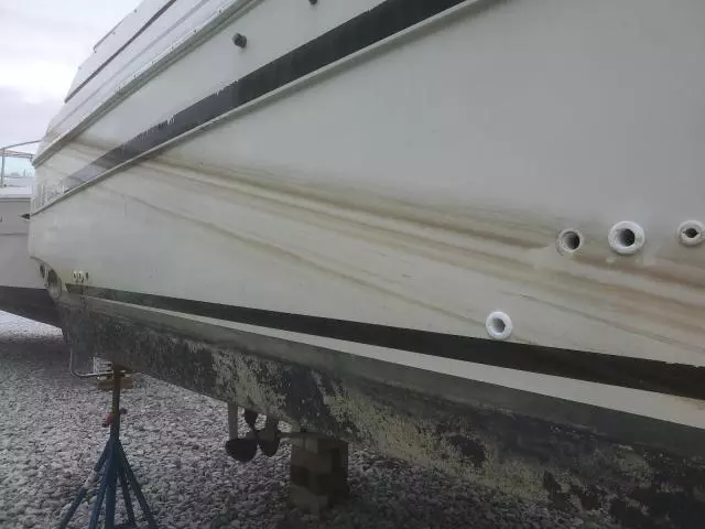 1992 Wells Cargo 1992 Wellcraft Boat