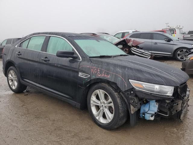 2017 Ford Taurus SE