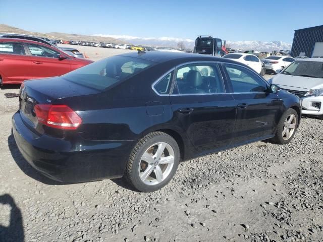 2014 Volkswagen Passat S