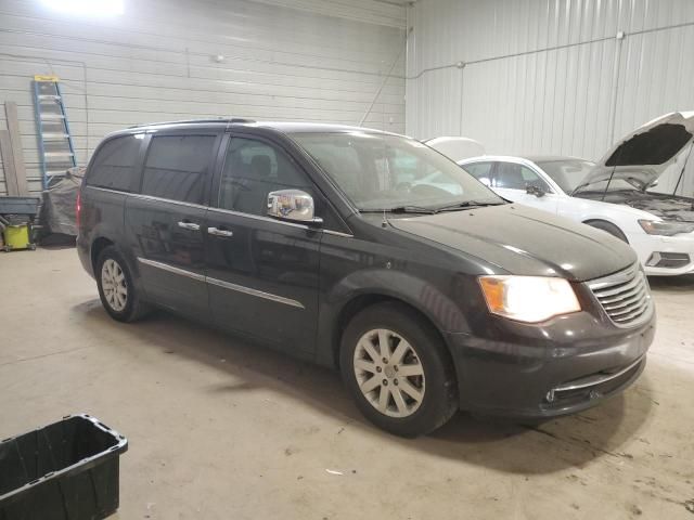 2012 Chrysler Town & Country Touring L