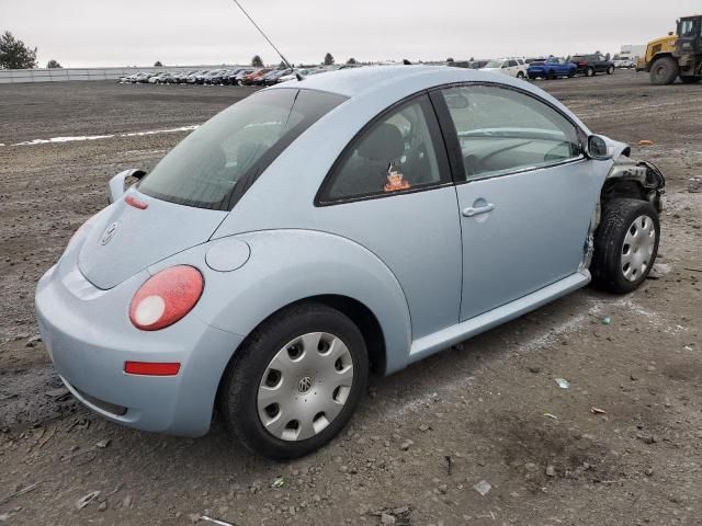 2010 Volkswagen New Beetle