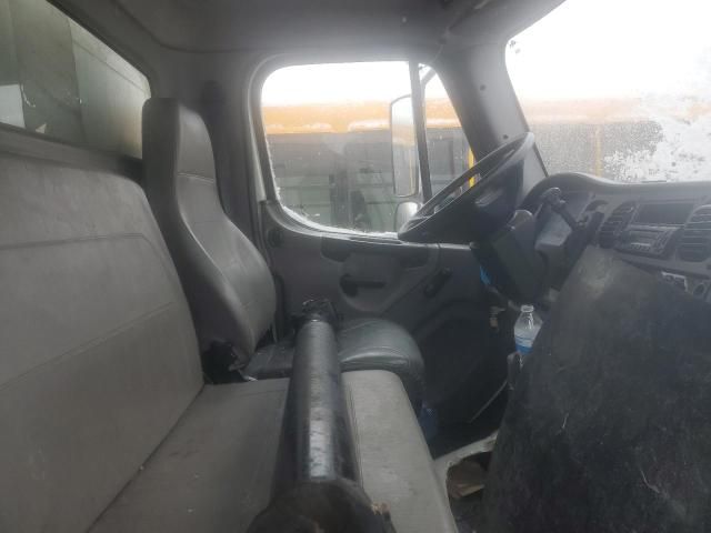 2015 Freightliner M2 106 Medium Duty