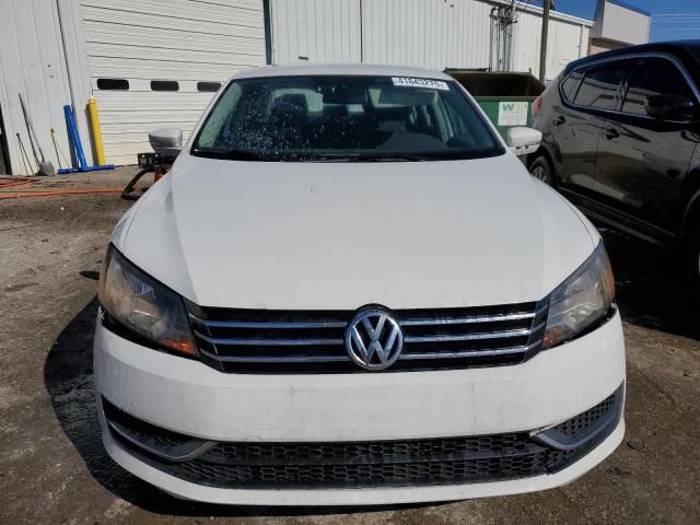 2014 Volkswagen Passat S