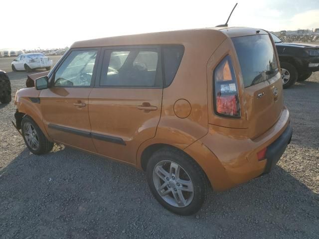 2011 KIA Soul +