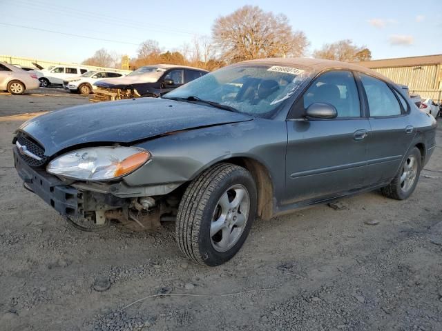 2001 Ford Taurus SE