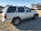 2002 Nissan Pathfinder LE