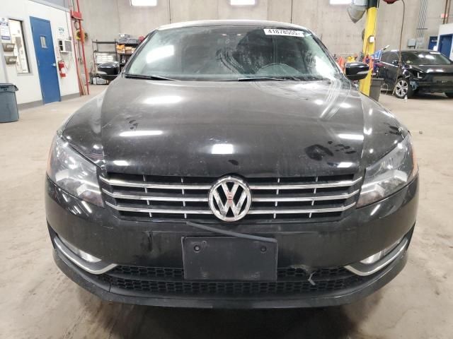 2015 Volkswagen Passat SEL