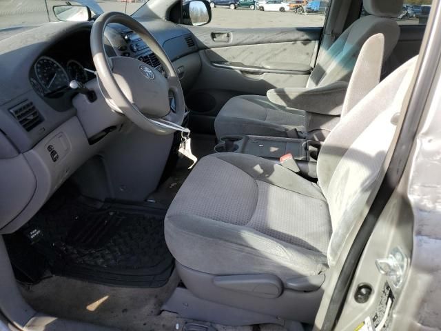 2008 Toyota Sienna CE