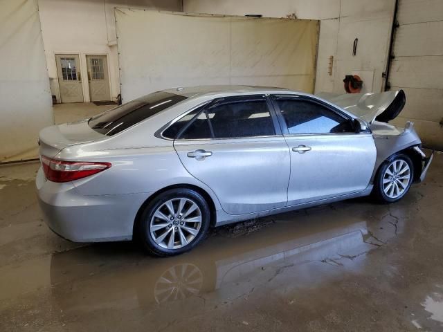 2015 Toyota Camry Hybrid