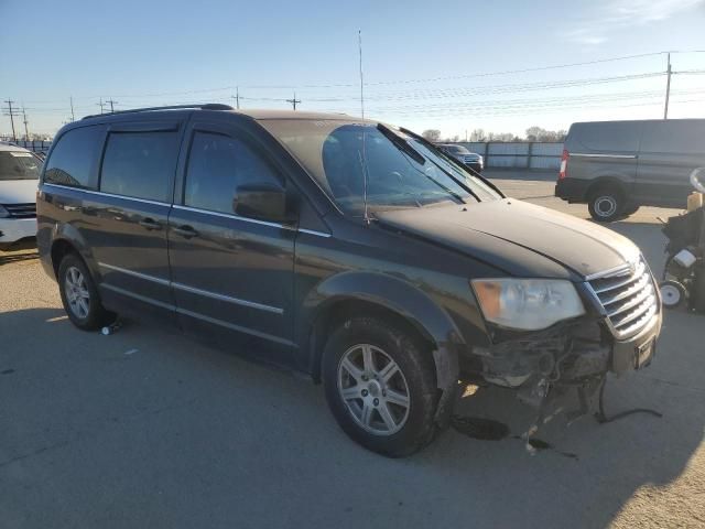 2010 Chrysler Town & Country Touring