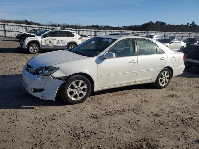 2004 Toyota Camry LE