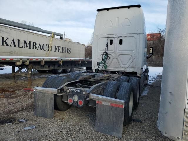 2017 Freightliner Cascadia 125