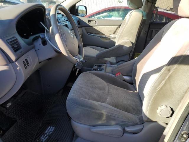 2006 Toyota Sienna CE