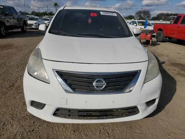 2013 Nissan Versa S