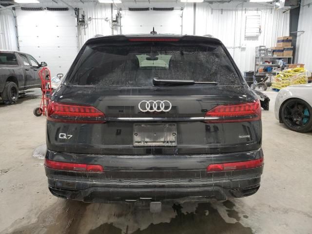 2022 Audi Q7 Komfort