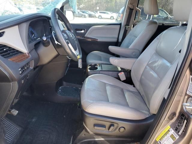 2015 Toyota Sienna XLE