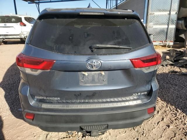 2019 Toyota Highlander SE