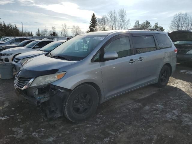 2011 Toyota Sienna LE