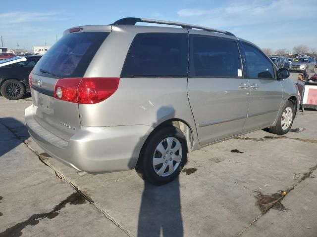 2008 Toyota Sienna CE