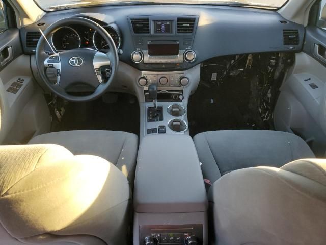 2011 Toyota Highlander Base