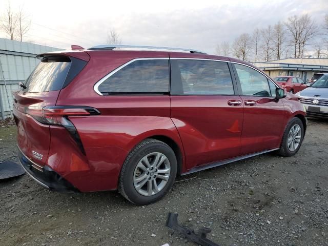 2022 Toyota Sienna Limited