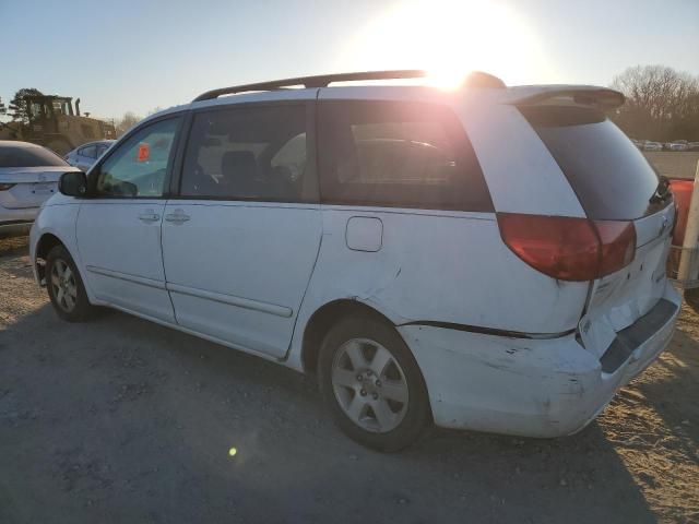 2006 Toyota Sienna CE