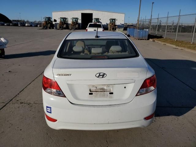 2013 Hyundai Accent GLS