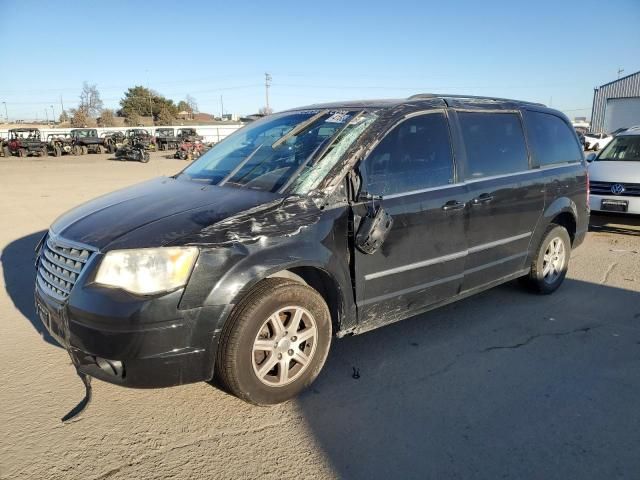 2010 Chrysler Town & Country Touring