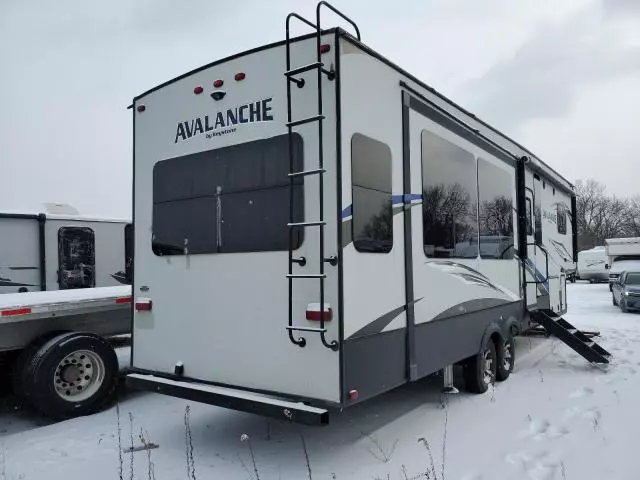 2018 Keystone Challenger Avalanche